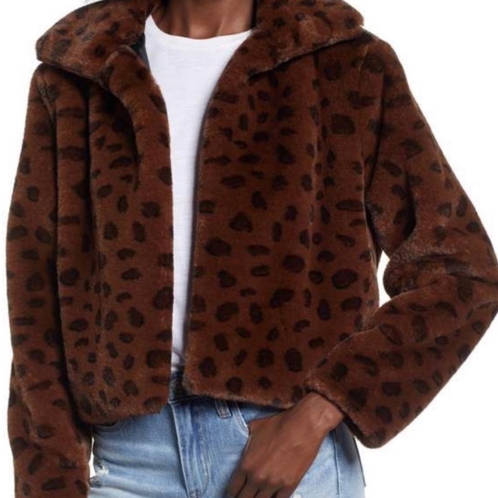 Madison & Berkeley Leopard Print faux fur coat